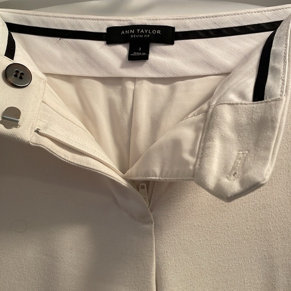 Ann Taylor Devin Fit Winter White Size 2 - Picture 4 of 5